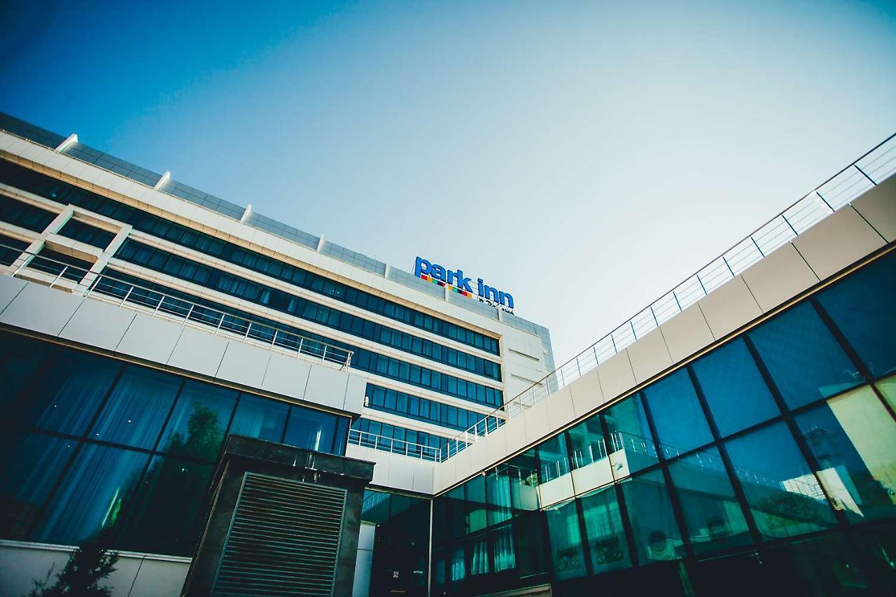 Park Inn By Radisson Izhevsk Hotel Екстер'єр фото