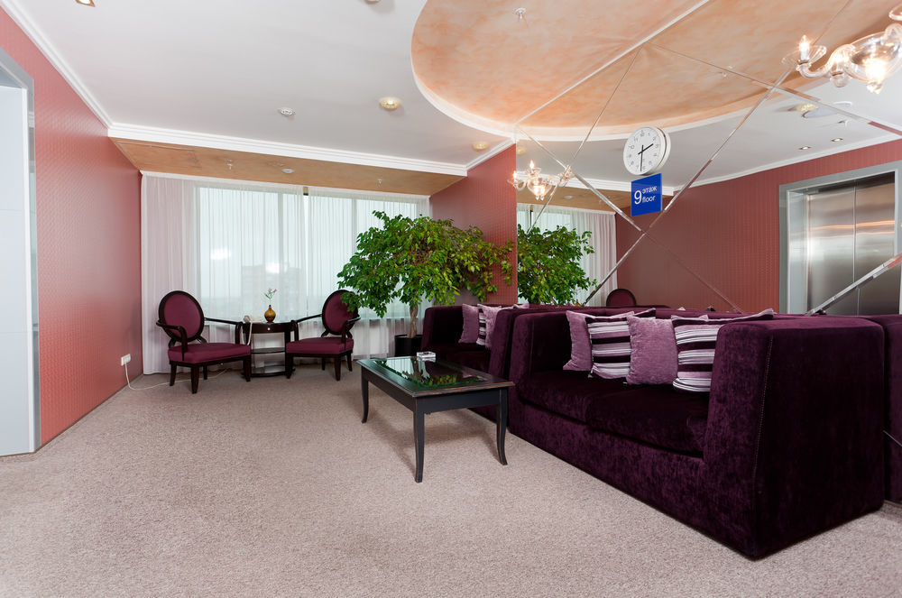 Park Inn By Radisson Izhevsk Hotel Екстер'єр фото